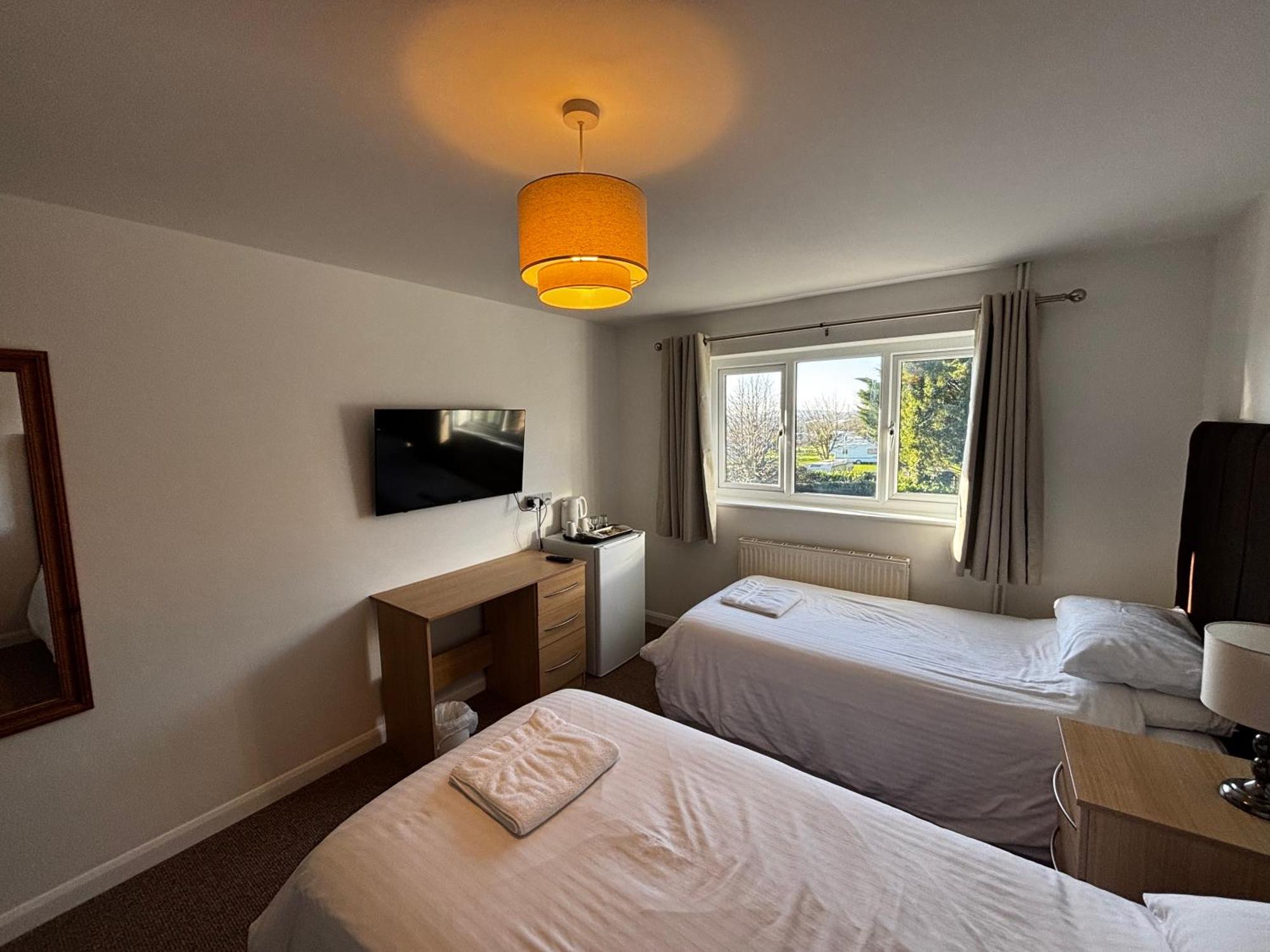 Sparkwell Smithaleigh Farm Rooms And Apartments מראה חיצוני תמונה